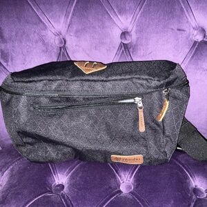 Columbia Sling Bag